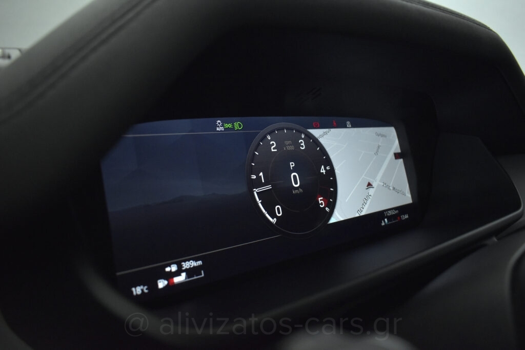 Land Rover Defender - no-subtitle