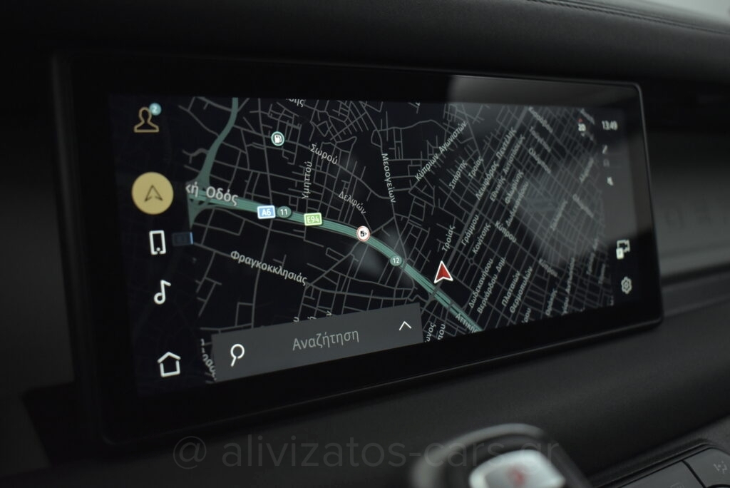 Land Rover Defender - no-subtitle