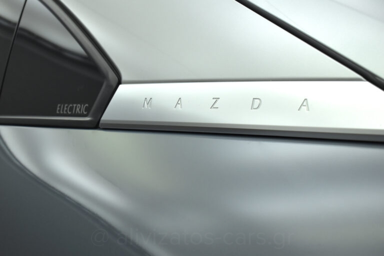 Mazda MX-30 - E-Skyactive 145 AT Advantage Navigation Full Led