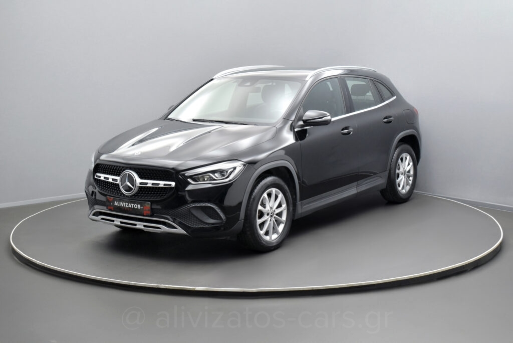 Mercedes-Benz GLA 200 - 1.3 8G-DCT 163hp Full Led Camera