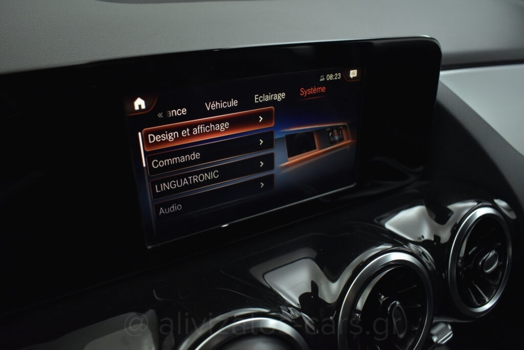 Mercedes-Benz GLA 200 - 1.3 8G-DCT 163hp Full Led Camera