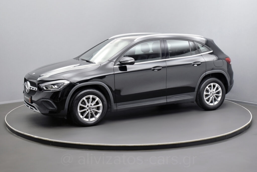 Mercedes-Benz GLA 200 - 1.3 8G-DCT 163hp Full Led Camera