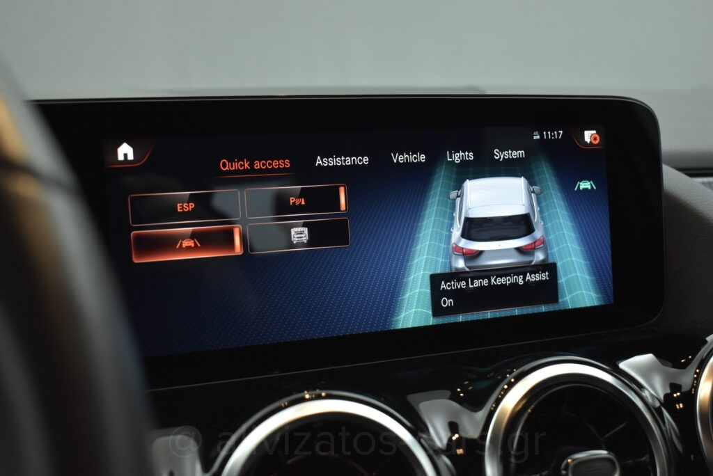 Mercedes-Benz GLA 250 - 1.3 e Plug-in 8G-DCT Progressive Navi Camera