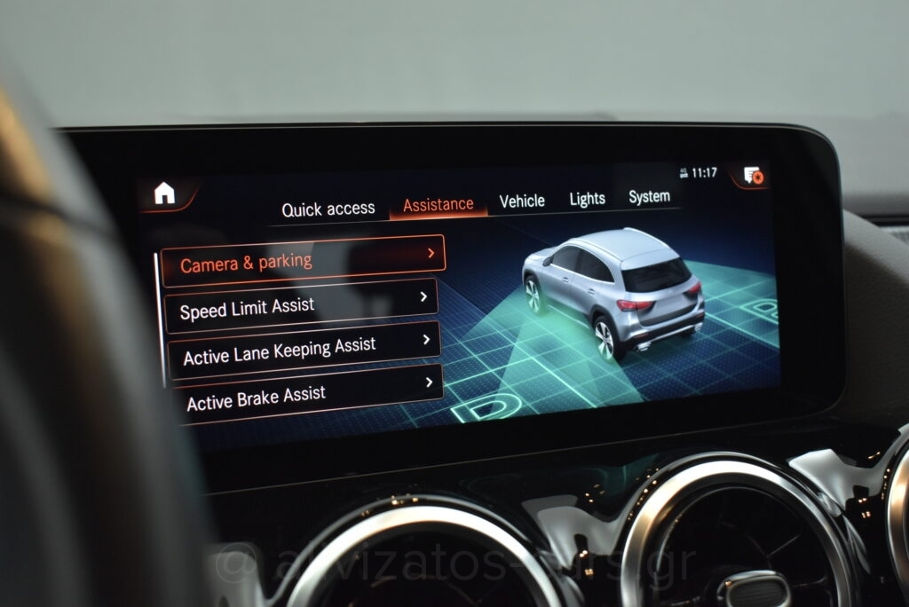 Mercedes-Benz GLA 250 - 1.3 e Plug-in 8G-DCT Progressive Navi Camera