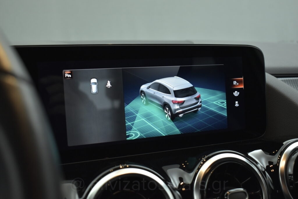 Mercedes-Benz GLA 250 - 1.3 e Plug-in 8G-DCT Progressive Navi Camera