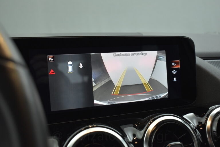 Mercedes-Benz GLA 250 - 1.3 e Plug-in 8G-DCT Progressive Navi Camera