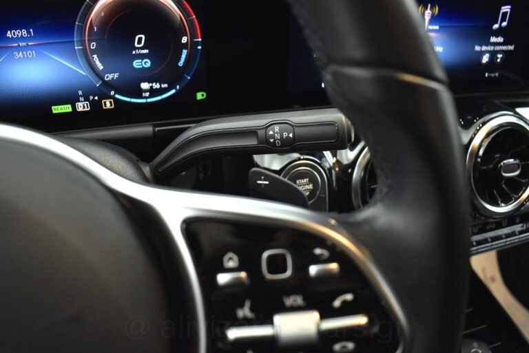 Mercedes-Benz GLA 250 - 1.3 e Plug-in 8G-DCT Progressive Navi Camera