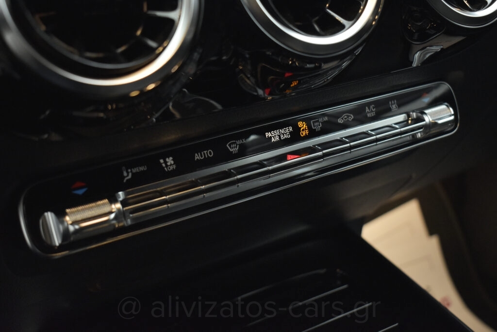 Mercedes-Benz GLA 250 - 1.3 e Plug-in 8G-DCT Progressive Navi Camera