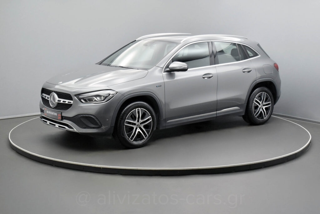 Mercedes-Benz GLA 250 - 1.3 e Plug-in 8G-DCT Progressive Navi Camera