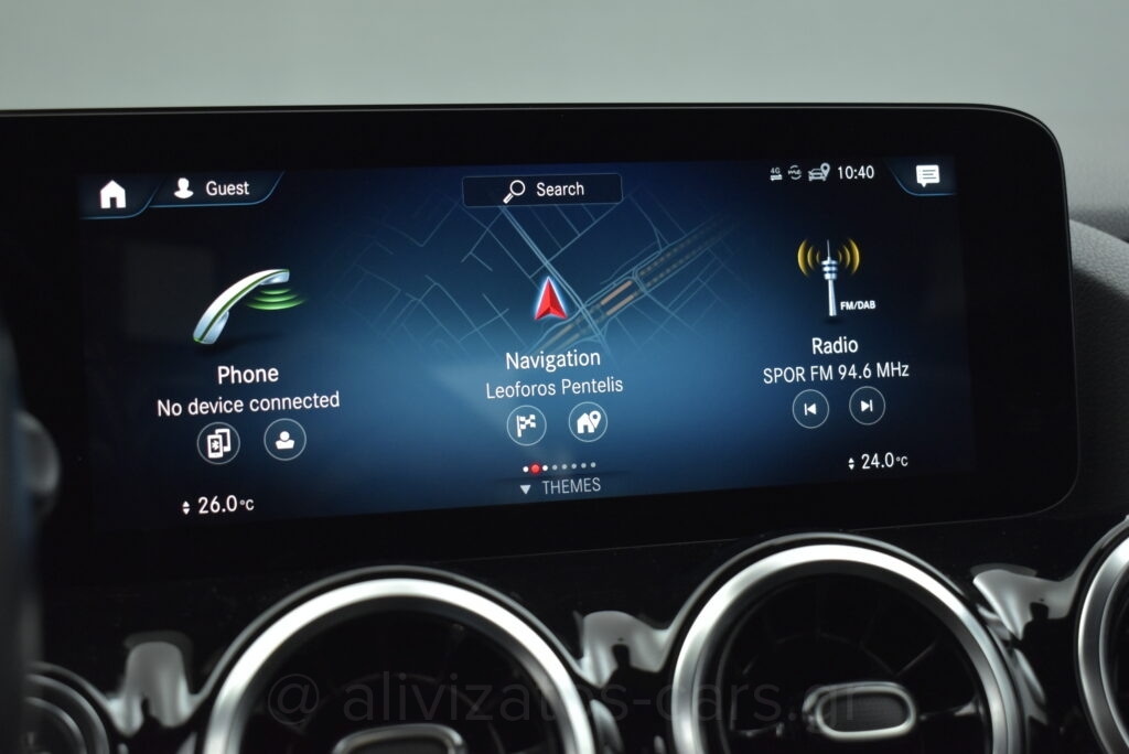 Mercedes-Benz GLA 250 - 1.3 e Plug-in 8G-DCT Progressive Navi Camera