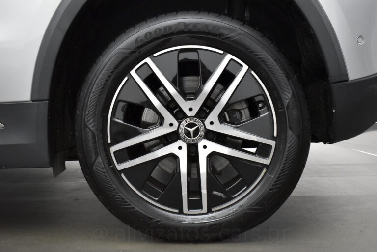 Mercedes-Benz GLA 250 - 1.3 e Plug-in 8G-DCT Progressive Navi Camera