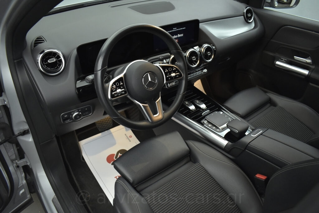 Mercedes-Benz GLA 250 - 1.3 e Plug-in 8G-DCT Progressive Navi Camera