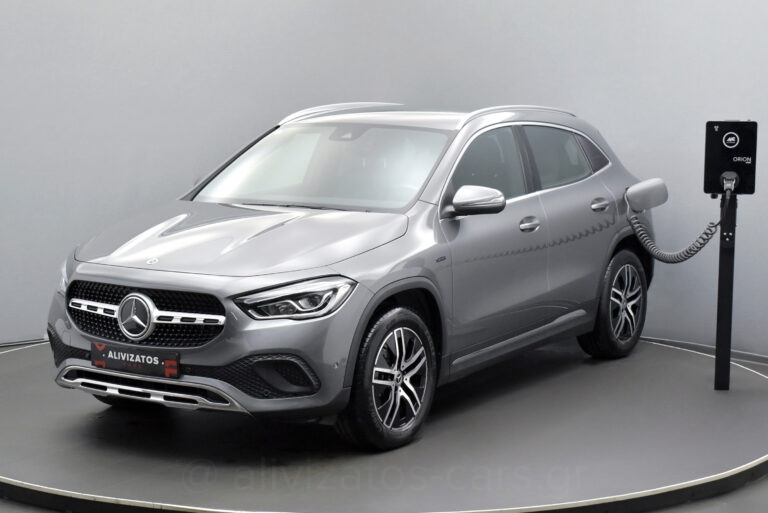 Mercedes-Benz GLA 250 - 1.3 e Plug-in 8G-DCT Progressive Navi Camera