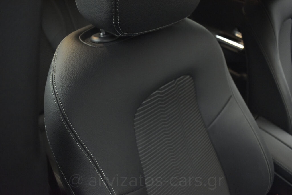 Mercedes-Benz GLA 250 - 1.3 e Plug-in 8G-DCT Progressive Navi Camera