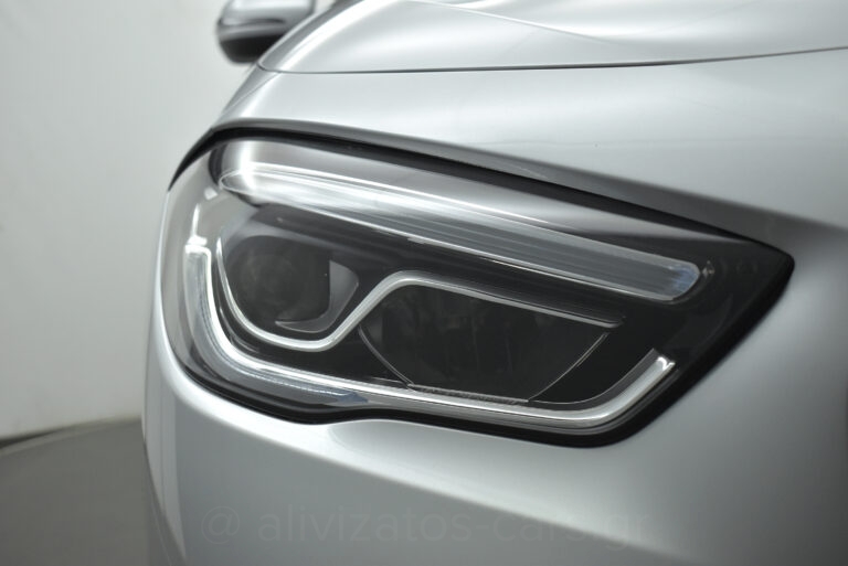 Mercedes-Benz GLA 250 - 1.3 e Plug-in 8G-DCT Progressive Navi Camera