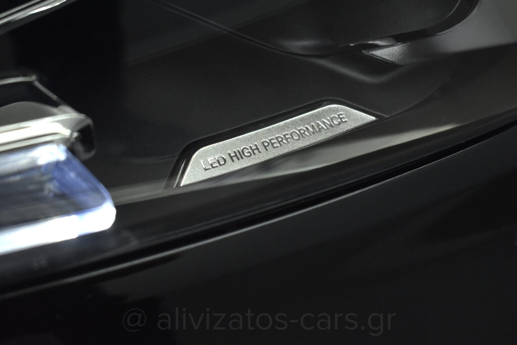 Mercedes-Benz GLB 200 - Progressive 7G-DCT 163hp Full Led