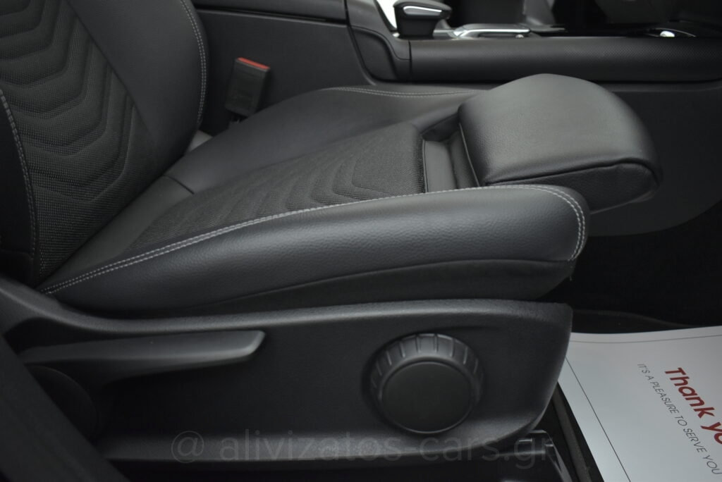 Mercedes-Benz GLB 200 - Progressive 7G-DCT 163hp Full Led