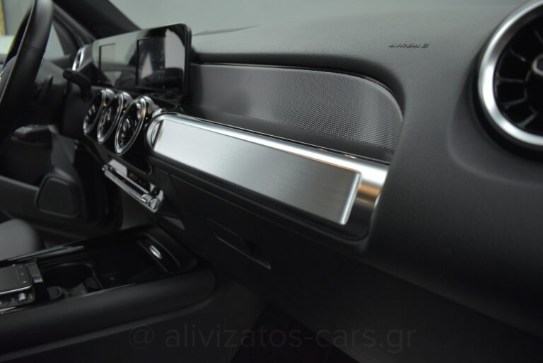 Mercedes-Benz GLB 200 - Progressive 7G-DCT 163hp Full Led