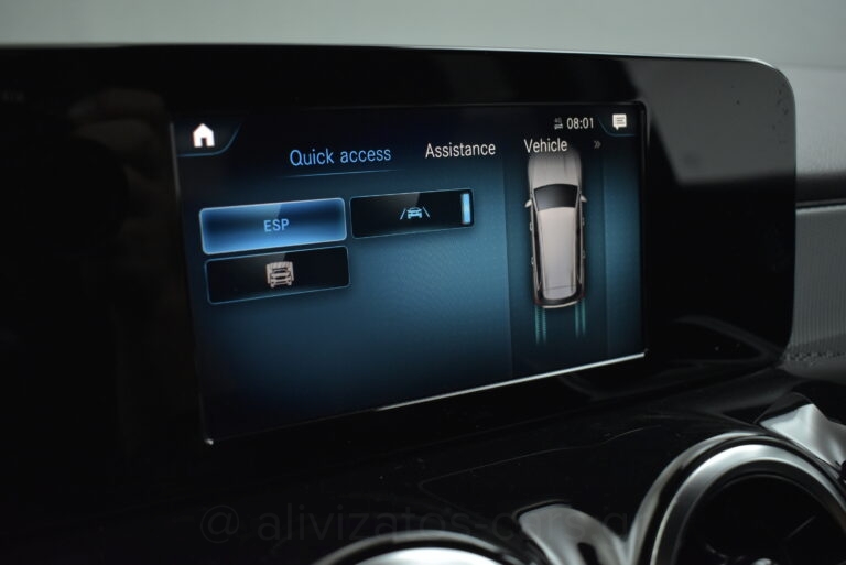 Mercedes-Benz GLB 200 - Progressive 7G-DCT 163hp Full Led