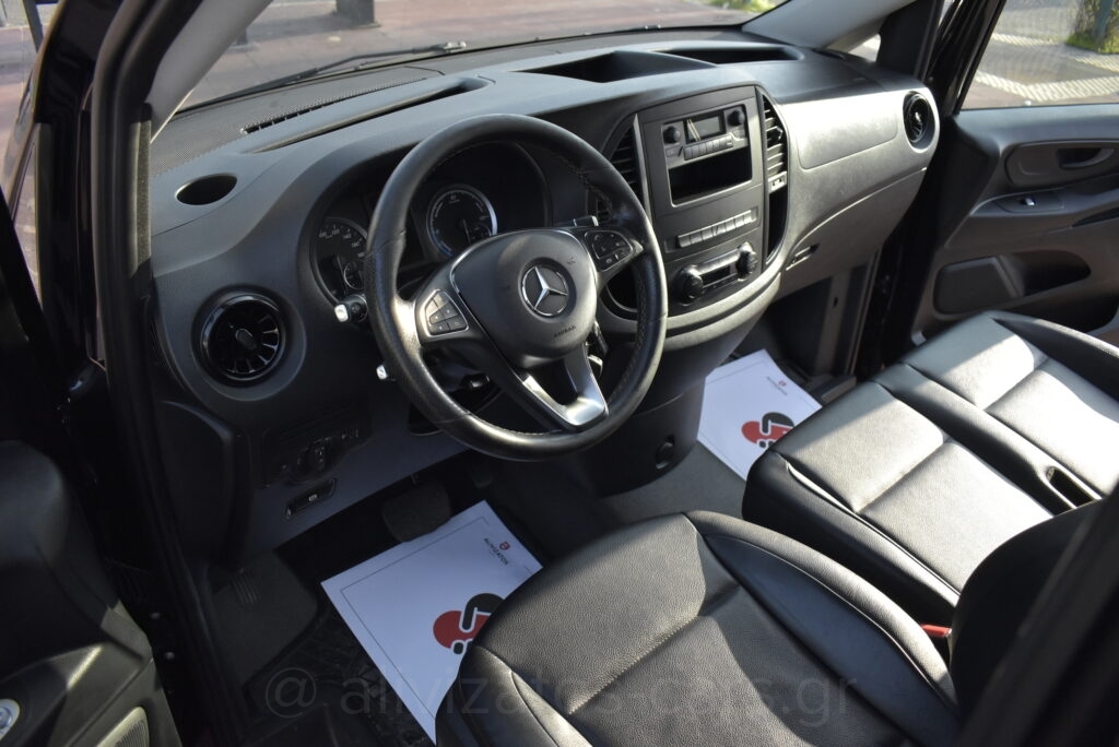 Mercedes-Benz Vito - e Tourer Pro 129 Extra Long 9 Seats Automatic