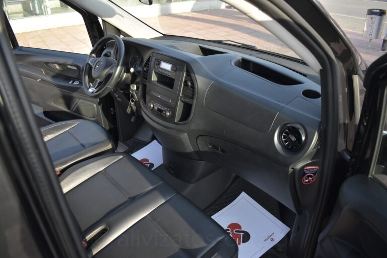 Mercedes-Benz Vito - e Tourer Pro 129 Extra Long 9 Seats Automatic