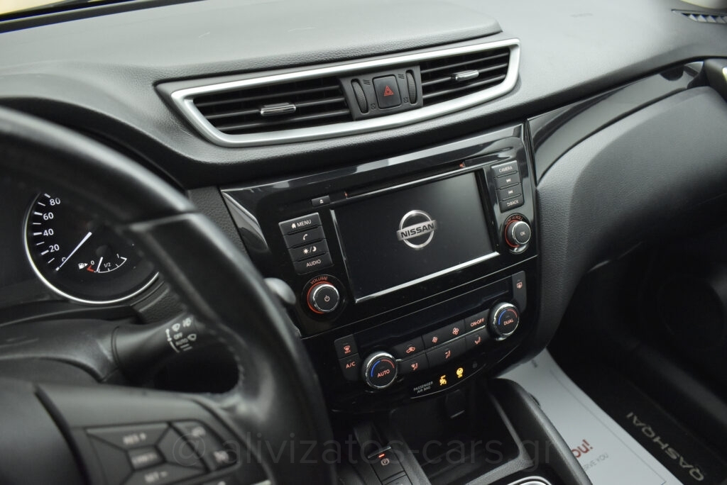 Nissan Qashqai - 1.5 dCI Acenta Camera Facelift 115hp