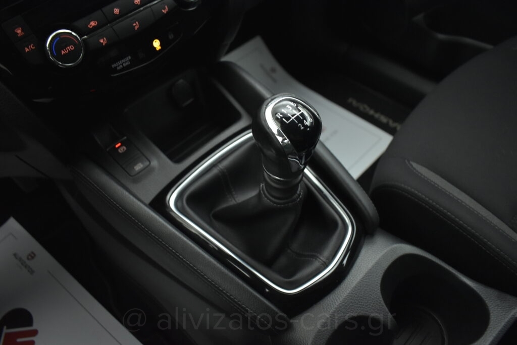 Nissan Qashqai - 1.5 dCI Acenta Camera Facelift 115hp