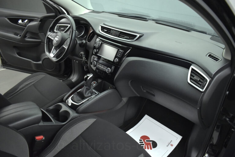 Nissan Qashqai - 1.5 dCi N-Connecta Automatic Facelift R19