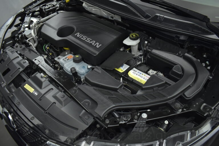 Nissan Qashqai - 1.5 dCi N-Connecta Automatic Facelift R19