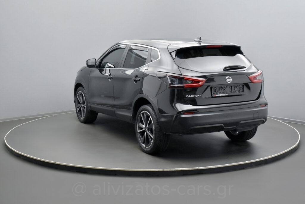 Nissan Qashqai - 1.5 dCi N-Connecta Automatic Facelift R19