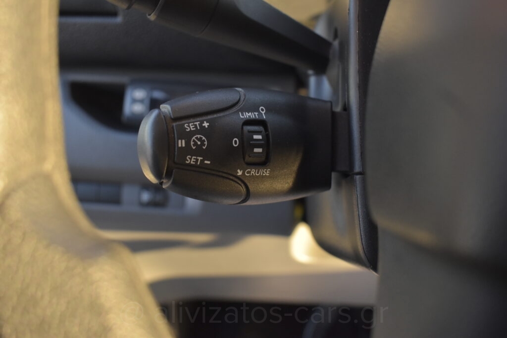 Peugeot Expert - no-subtitle