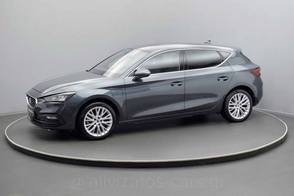 Seat Leon - 1.4 eTSI PHEV Xcellence DSG 204hp Plug-in Hybrid Camera