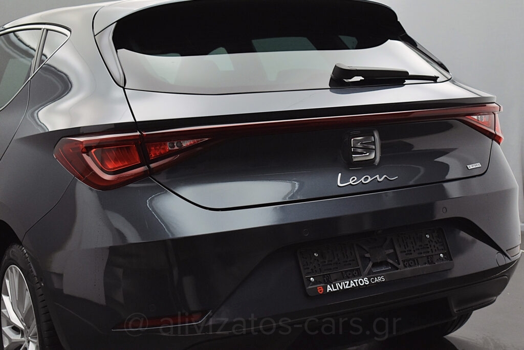 Seat Leon - 1.4 eTSI PHEV Xcellence DSG 204hp Plug-in Hybrid Camera