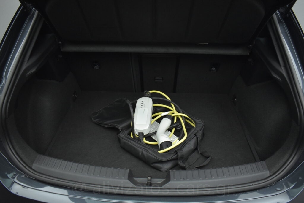 Seat Leon - 1.4 eTSI PHEV Xcellence DSG 204hp Plug-in Hybrid Camera