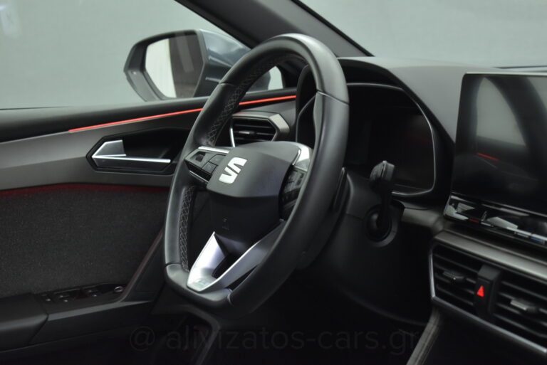 Seat Leon - 1.4 eTSI PHEV Xcellence DSG 204hp Plug-in Hybrid Camera