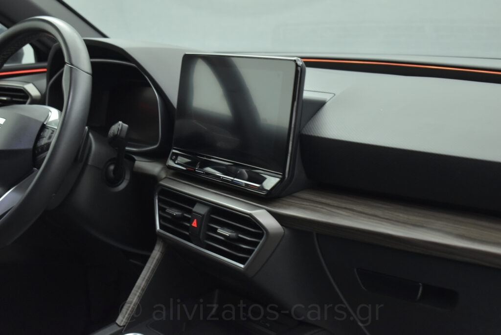 Seat Leon - 1.4 eTSI PHEV Xcellence DSG 204hp Plug-in Hybrid Camera