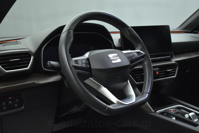 Seat Leon - 1.4 eTSI PHEV Xcellence DSG 204hp Plug-in Hybrid Camera