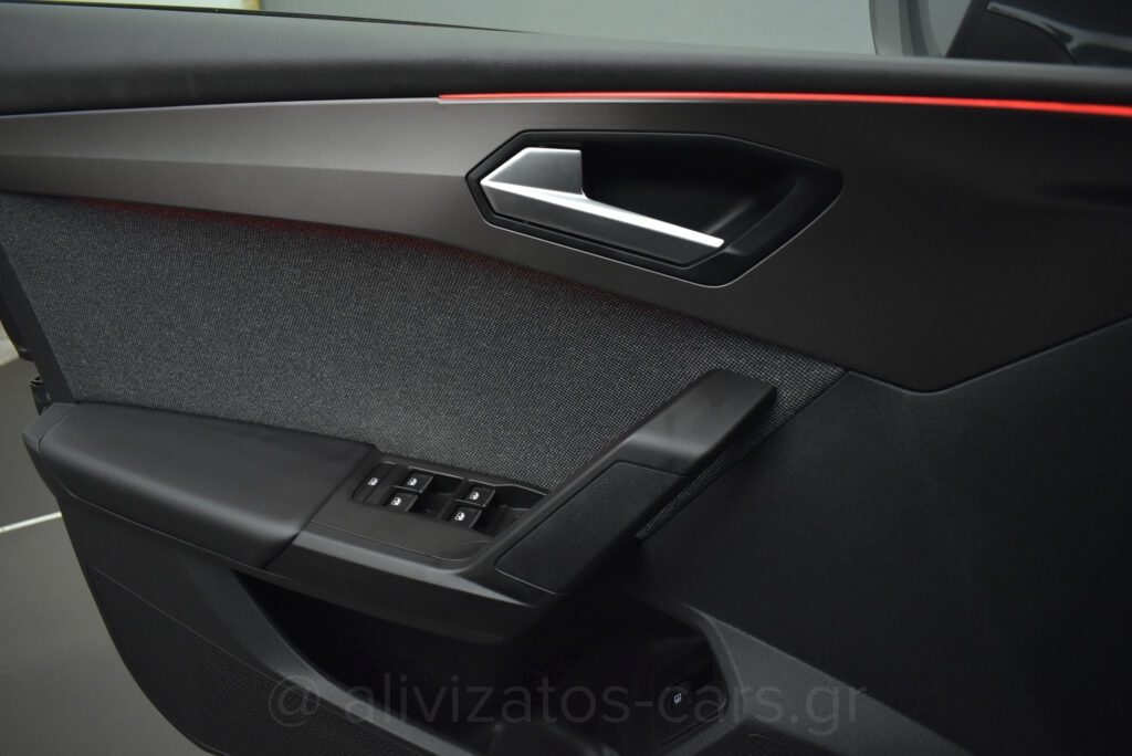 Seat Leon - 1.4 eTSI PHEV Xcellence DSG 204hp Plug-in Hybrid Camera