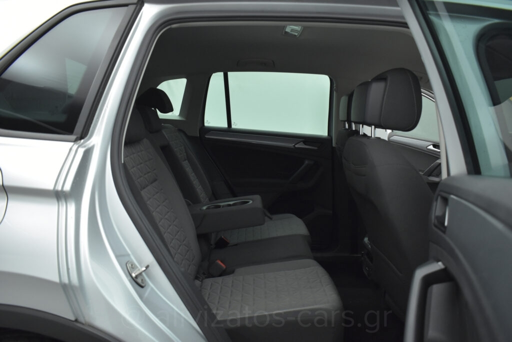 Volkswagen Tiguan - 2.0 TDI 122 hp Park Assist 26.749 ΧΛΜ!!!