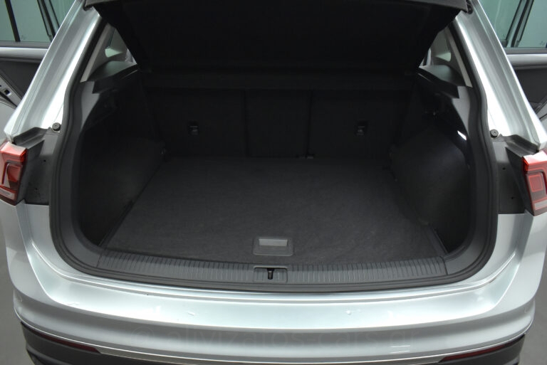 Volkswagen Tiguan - 2.0 TDI 122 hp Park Assist 26.749 ΧΛΜ!!!