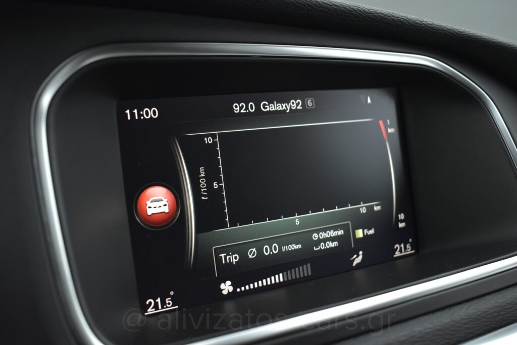 Volvo V40 Cross Country - T3 Momentum Auto Full Led Facelift 152hp