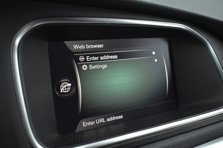 Volvo V40 Cross Country - T3 Momentum Auto Full Led Facelift 152hp