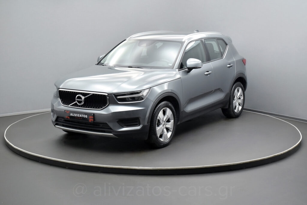 Volvo XC40 - 1.5 MOMENTUM AUTOMATIC 163hp