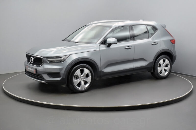 Volvo XC40 - 1.5 MOMENTUM AUTOMATIC 163hp