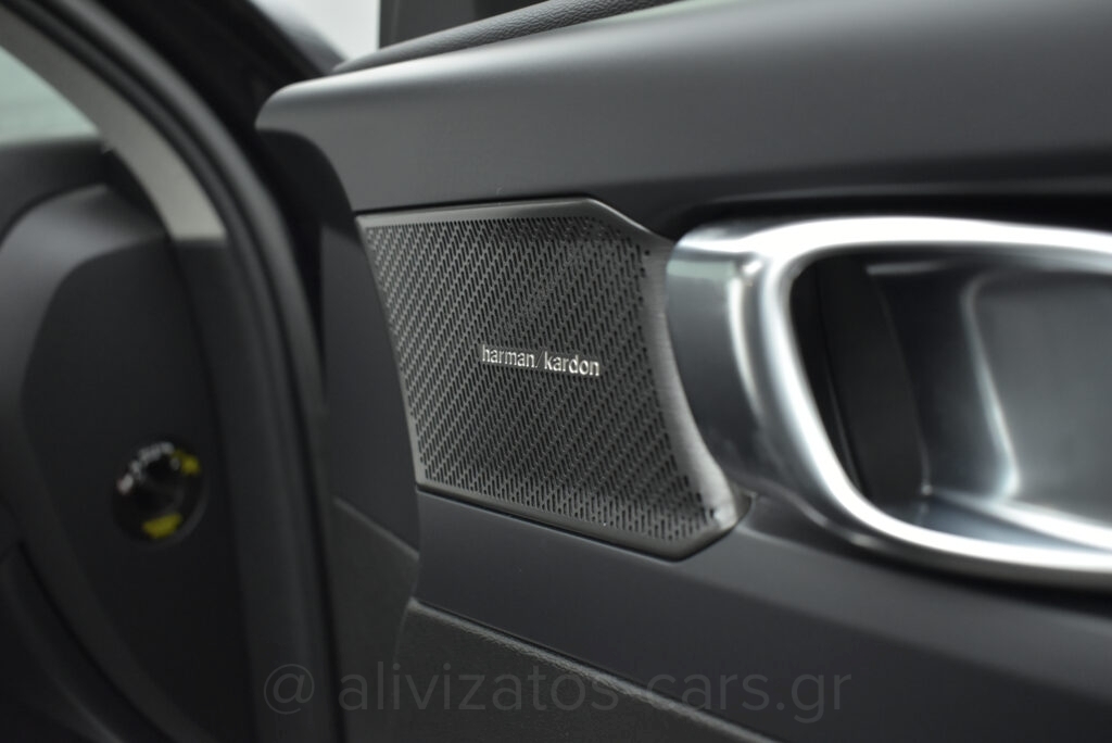 Volvo XC40 - 1.5 T5 PHEV ULTIMATE Panorama Leather Harman Facelift