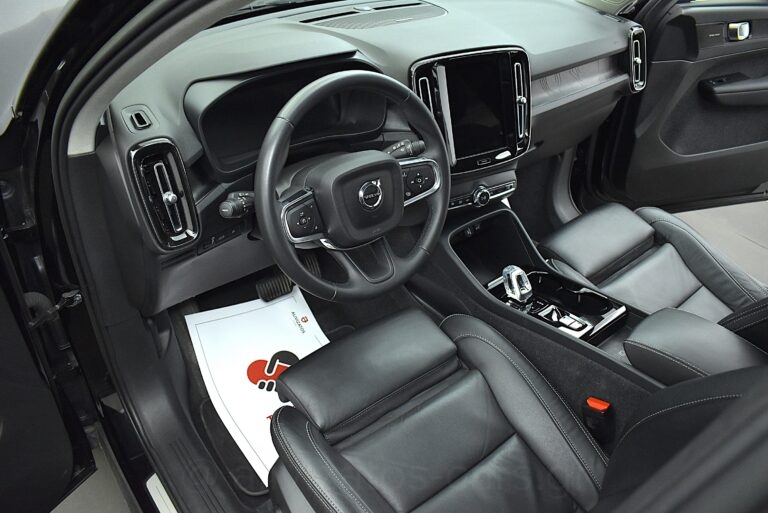 Volvo XC40 - 1.5 T5 PHEV ULTIMATE Panorama Leather Harman Facelift