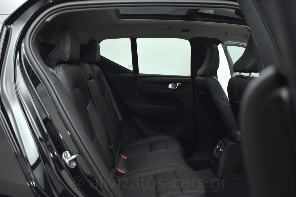Volvo XC40 - 1.5 T5 PHEV ULTIMATE Panorama Leather Harman Facelift