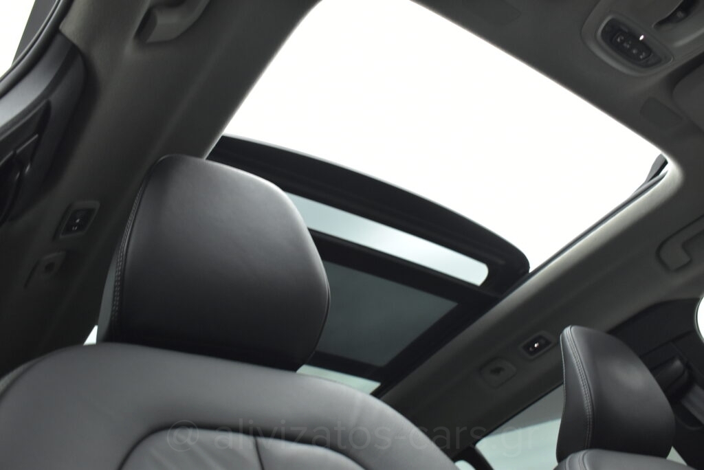 Volvo XC40 - 1.5 T5 PHEV ULTIMATE Panorama Leather Harman Facelift