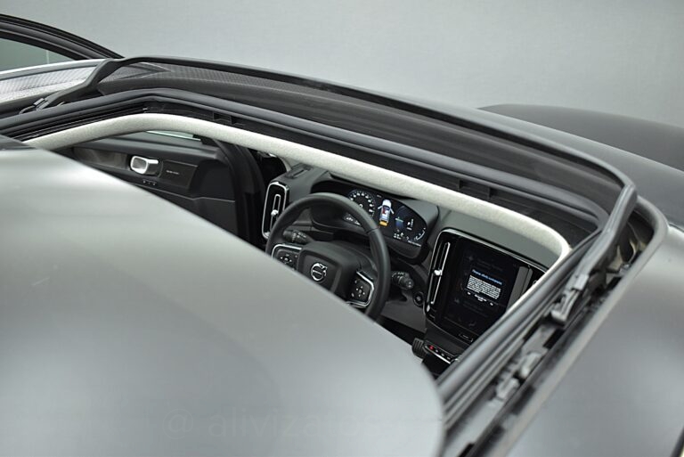 Volvo XC40 - 1.5 T5 PHEV ULTIMATE Panorama Leather Harman Facelift