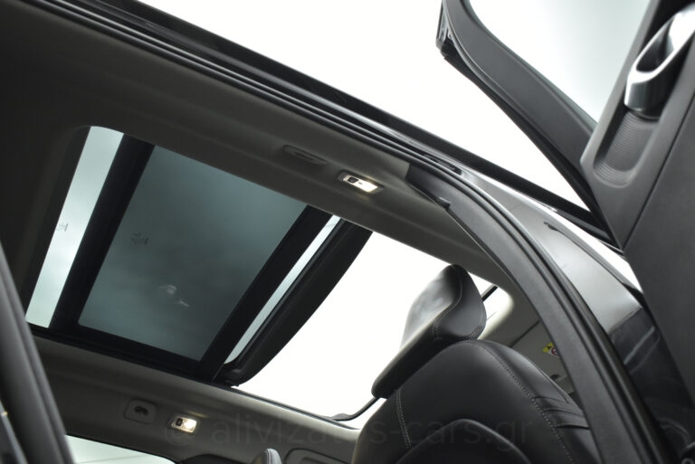 Volvo XC40 - 1.5 T5 PHEV ULTIMATE Panorama Leather Harman Facelift